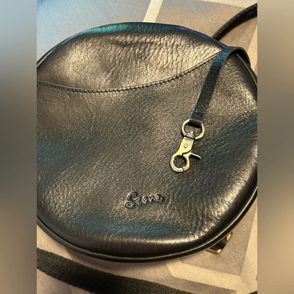 Elegant Black Round Leather Crossbody Bag by S-zone - Picture 7 of 11